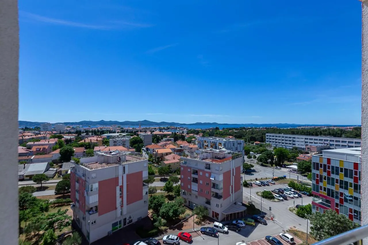 זאדאר Jadran Apartment With Balcony And Parking Garage