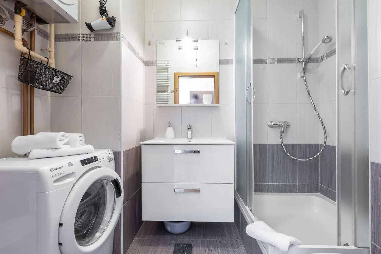 זאדאר Jadran Apartment With Balcony And Parking Garage